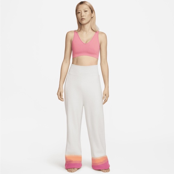 Nike Yoga Dri -Fit Indy Seamless Sports Bra Size small - Picture 10 of 10